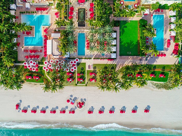 Acqualina Resort and Residences on the Beach — Photo 3