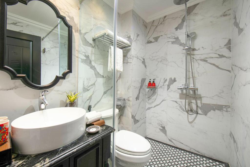 Amira Hotel Hanoi