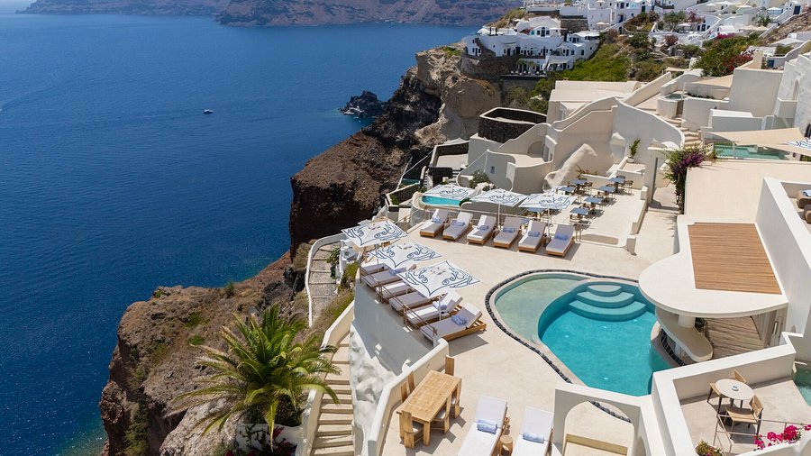 Grace Santorini
