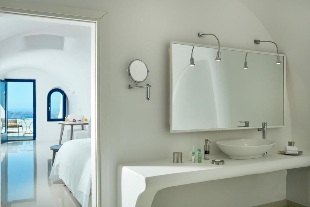 Chromata Hotel — Photo 4