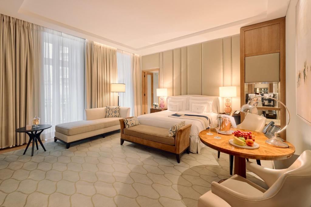 Corinthia London — Photo 3