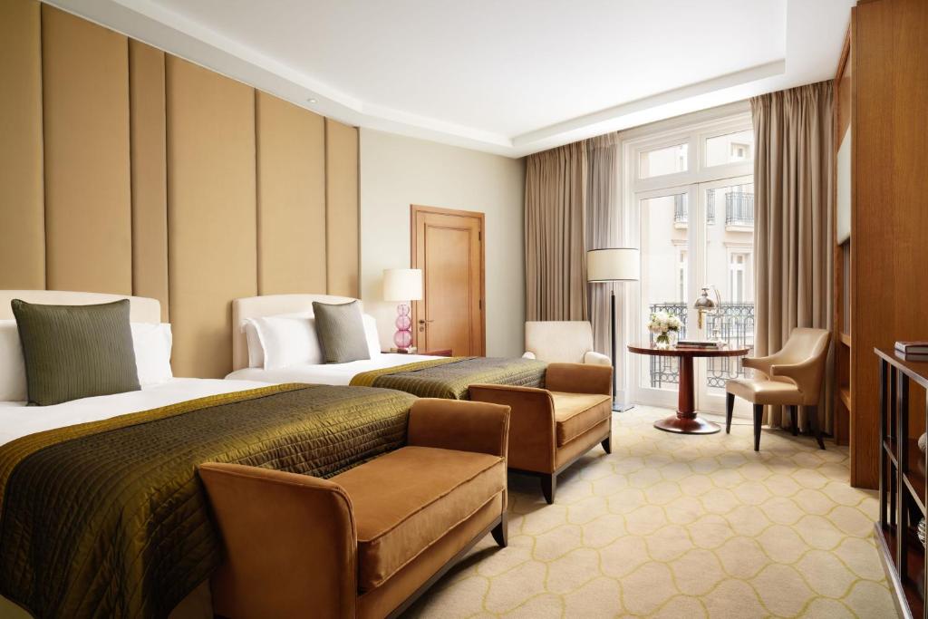 Corinthia London — Photo 4