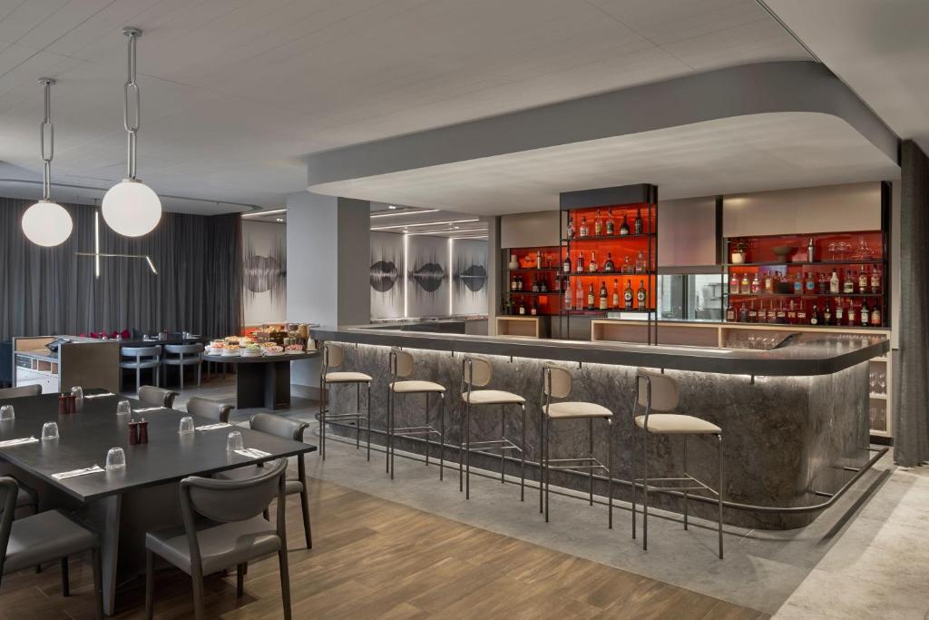 Courtyard by Marriott Melbourne Flagstaff Gardens