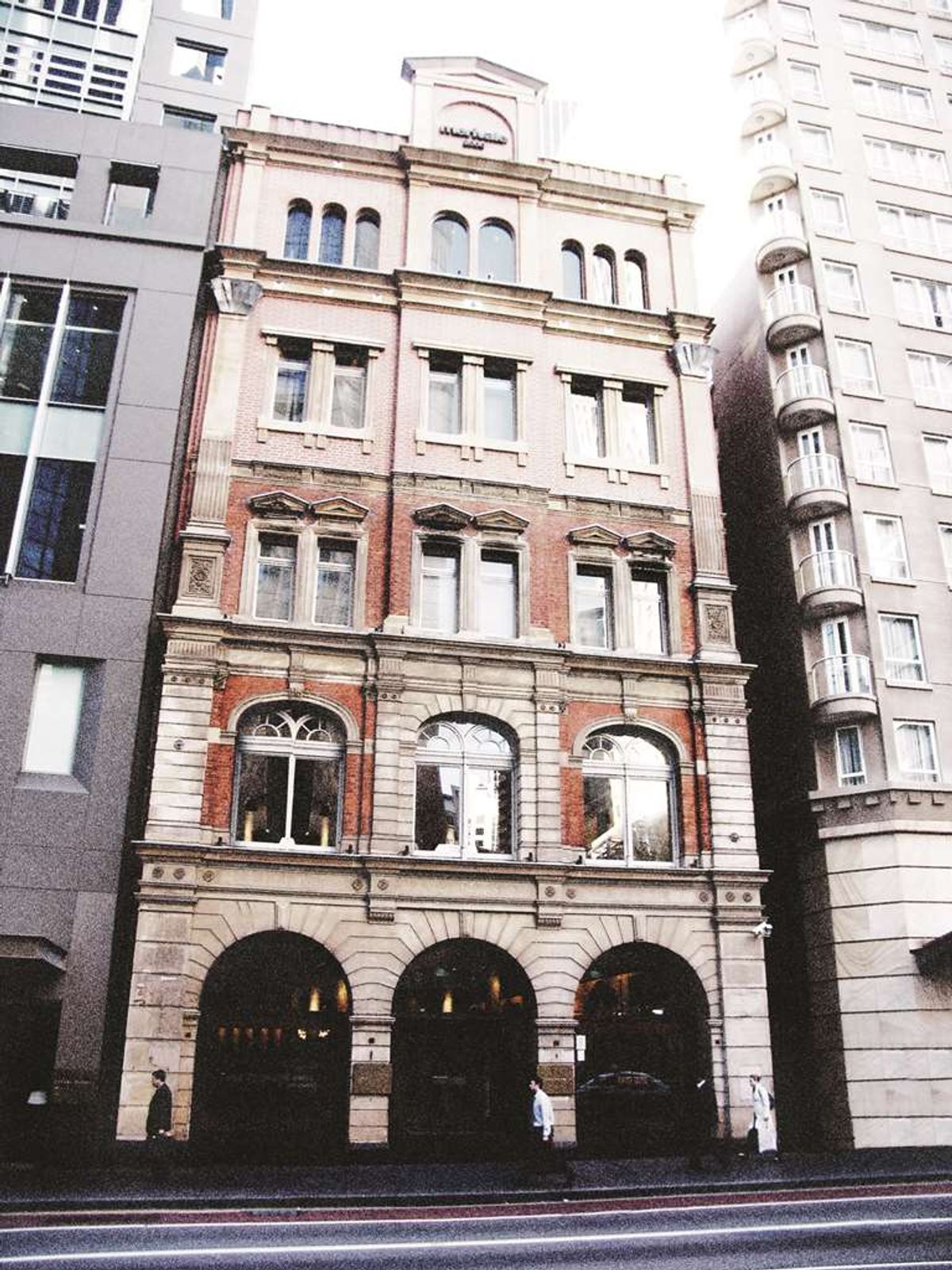 Establishment Hotel — Photo 2