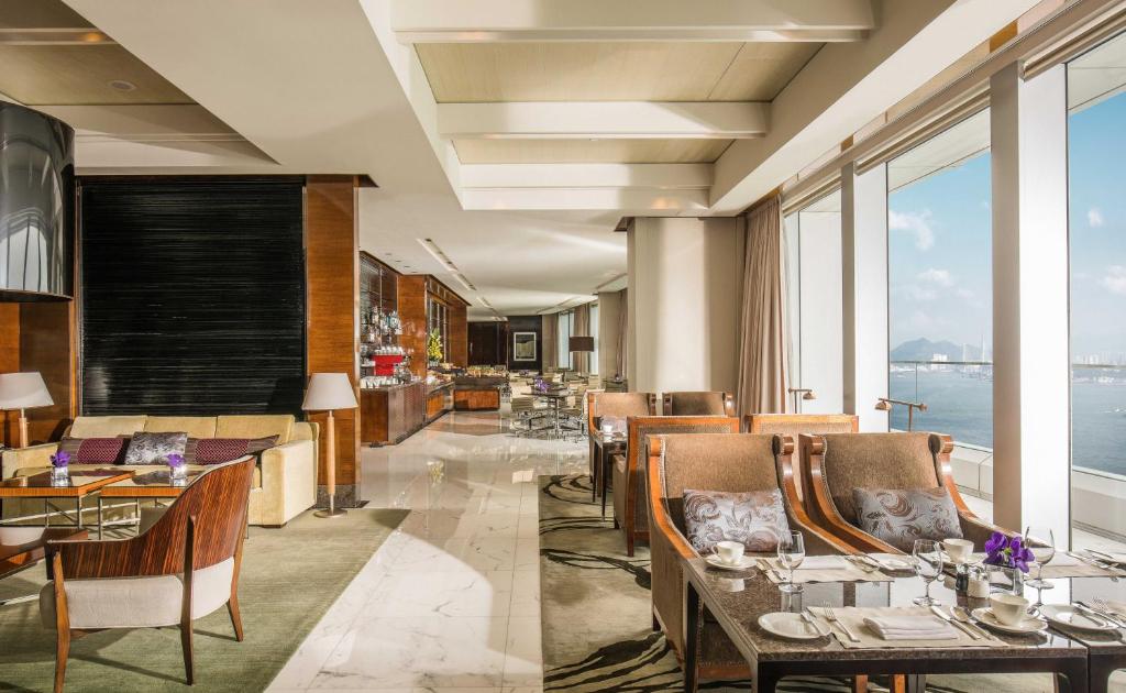 Four Seasons Hotel Hong Kong — Photo 4