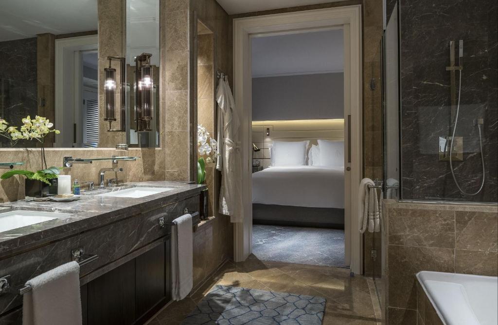 Four Seasons Hotel Singapore — Photo 2