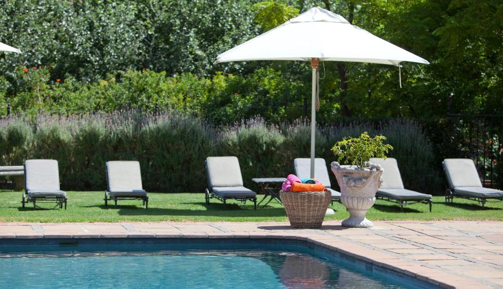 Franschhoek Country House — Photo 4