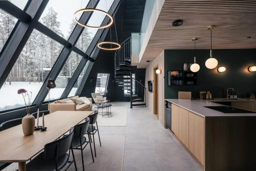 Glass Resort — Deluxe Glass Apartment 3
