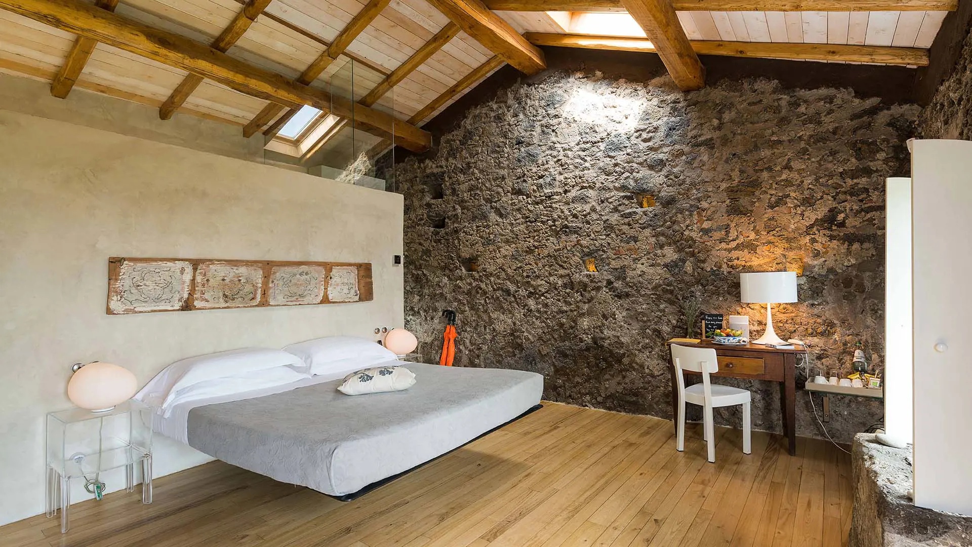 Monaci delle Terre Nere