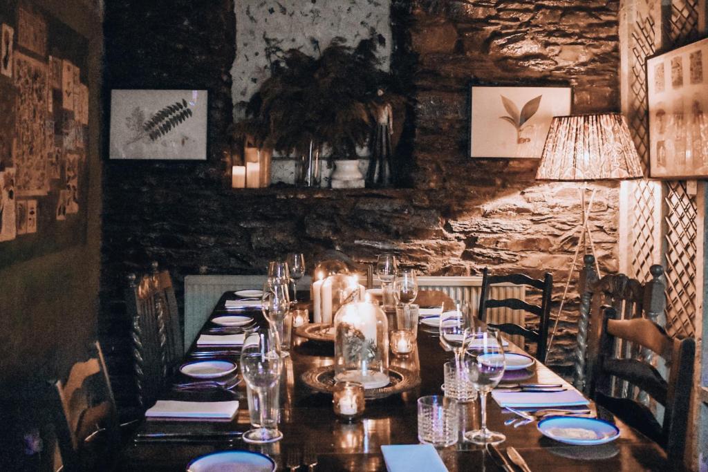 The Hare & Hounds Inn — A Hidden Gem in the Winster Valley
