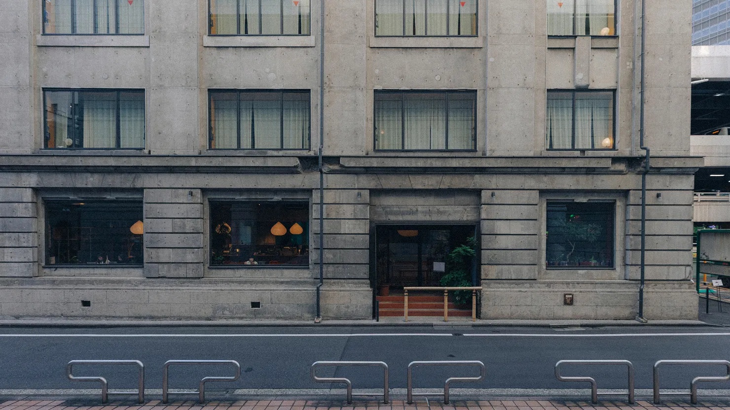 K5 Tokyo — Photo 2