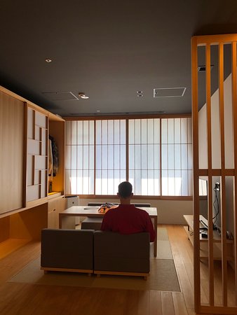 Hotel Kanra Kyoto raised tatami study with shōji screens