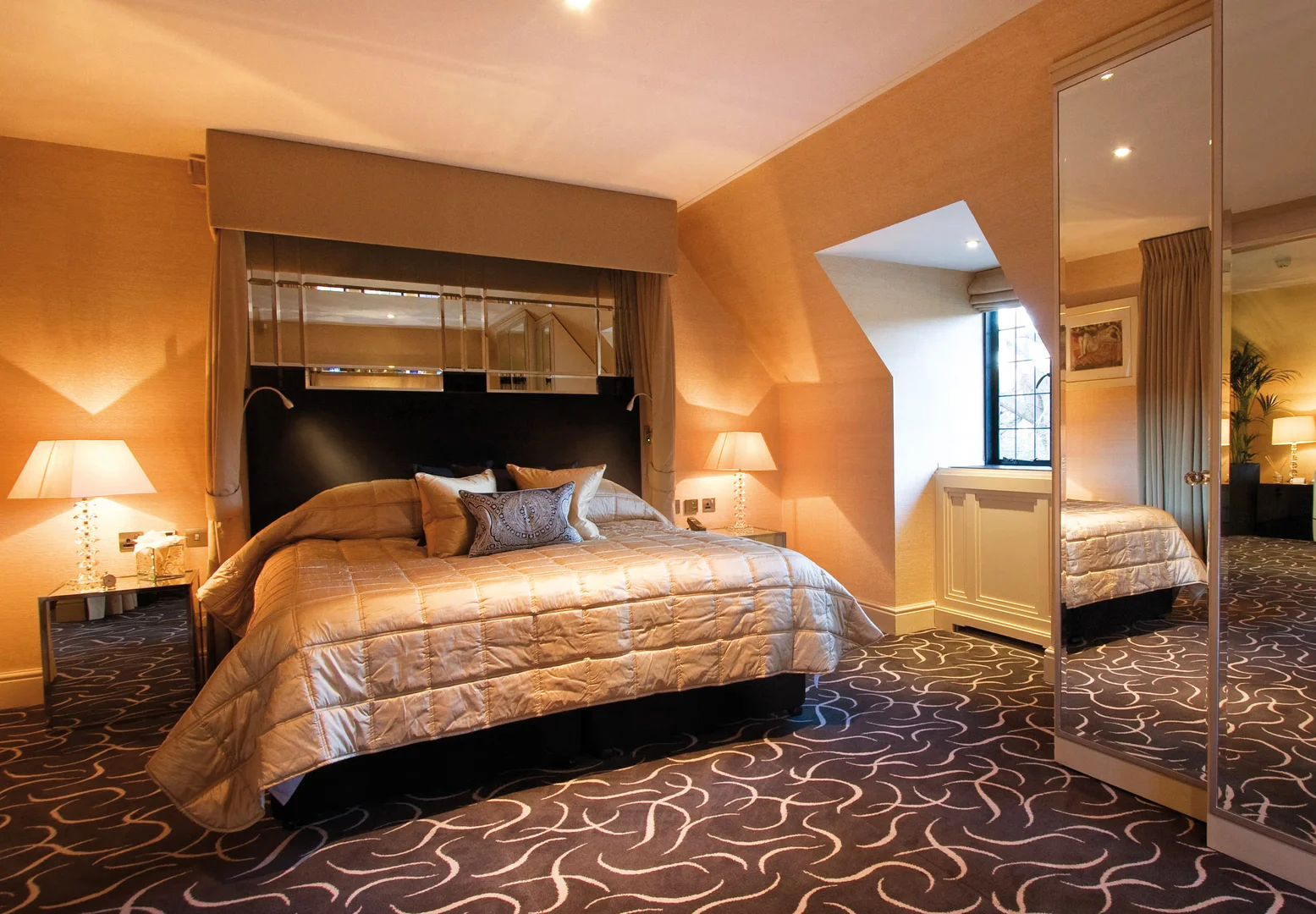 Le Manoir aux Quat'Saisons — Arabesque One Bedroom Suite