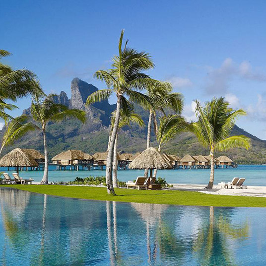 Four Seasons Resort Bora Bora — Photo 3