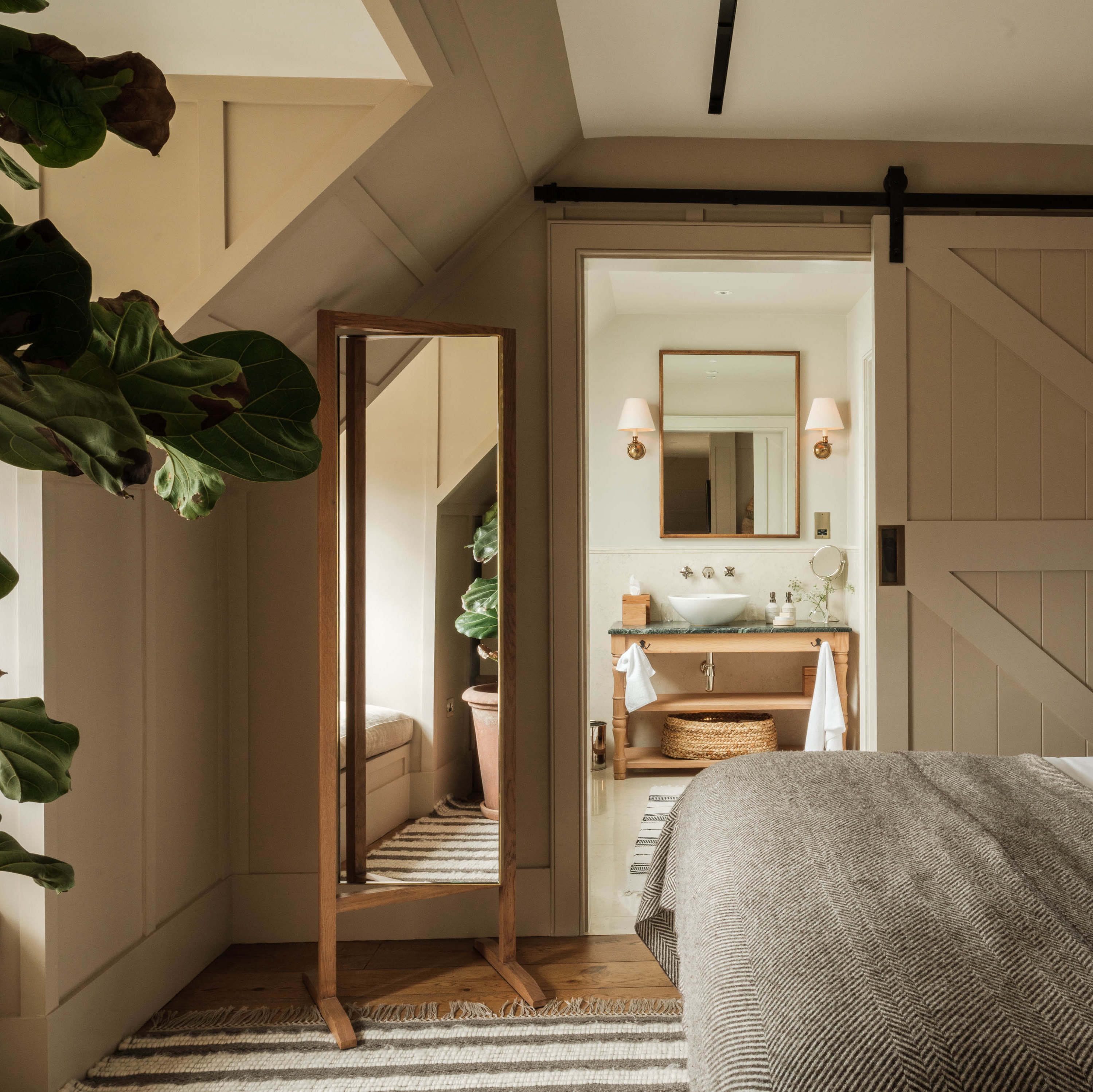 Heckfield Place — Photo 2