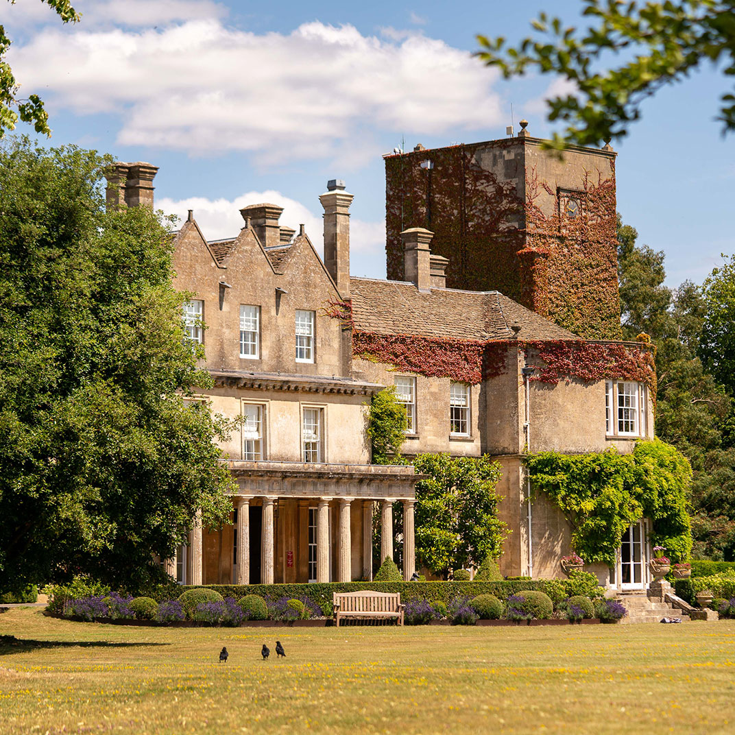 Lucknam Park, Emblems Collection
