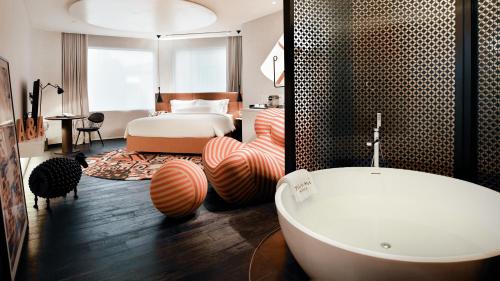 Naumi Hotel Singapore — Photo 2
