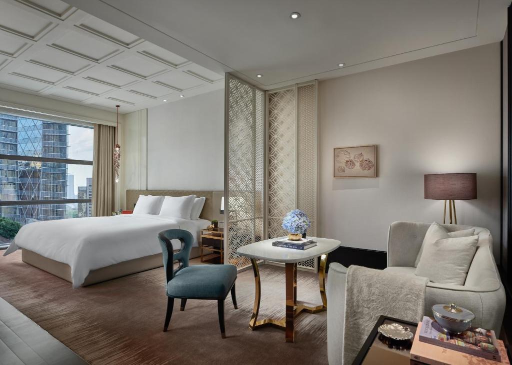 Rosewood Bangkok — Photo 4