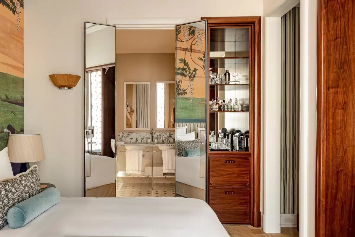 Saint James Paris — Château-Style Privacy and Secret Garden Peace