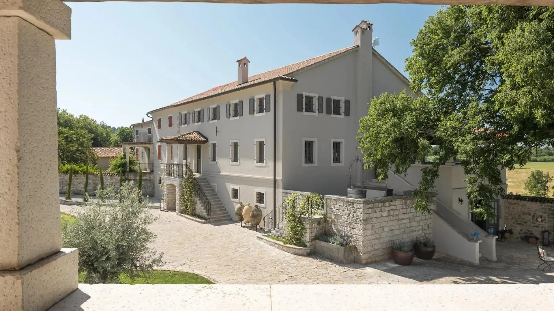 San Tomasini Heritage Hotel — Exterior 4