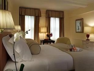 The Carlyle — Photo 2