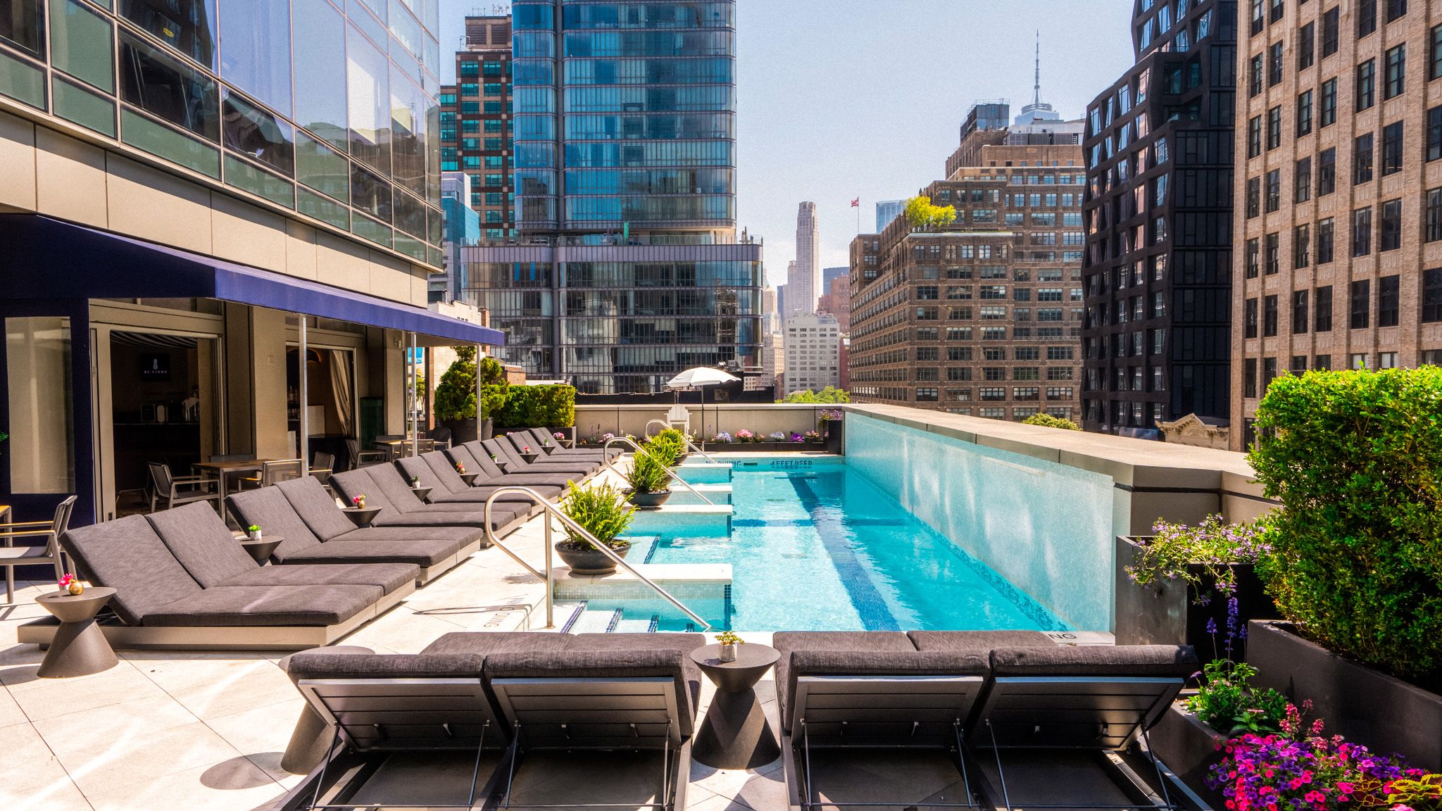 The Dominick Hotel — Photo 4