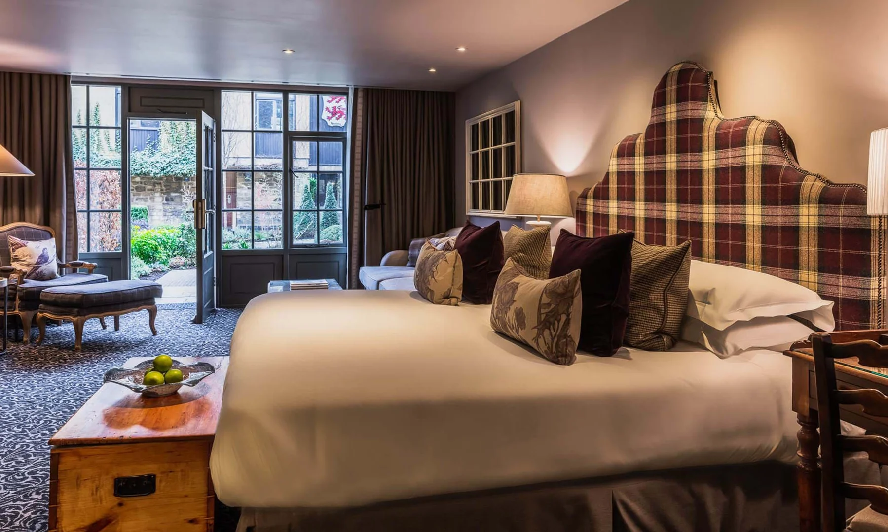 The Lygon Arms — Accessible Courtyard Open Plan Suite