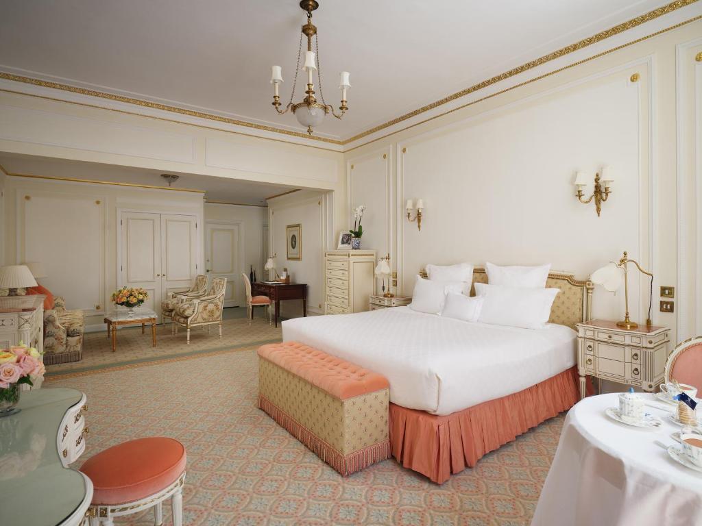 The Ritz London — Photo 2
