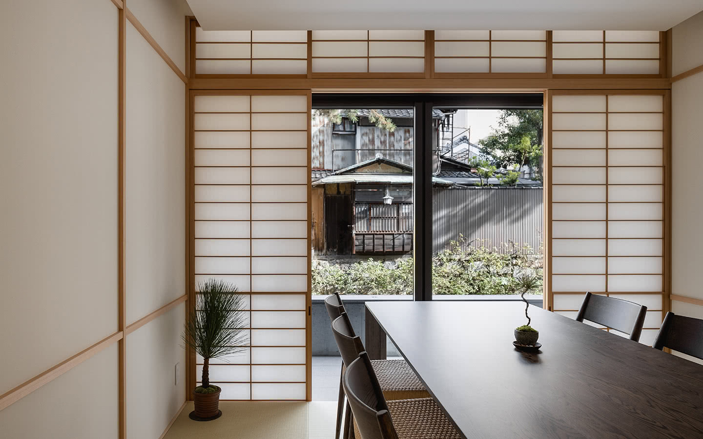 The Shinmonzen — Photo 2
