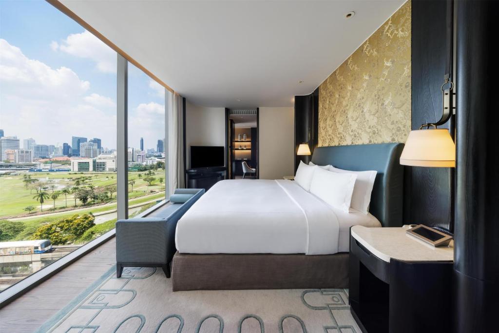Waldorf Astoria Bangkok — Photo 4