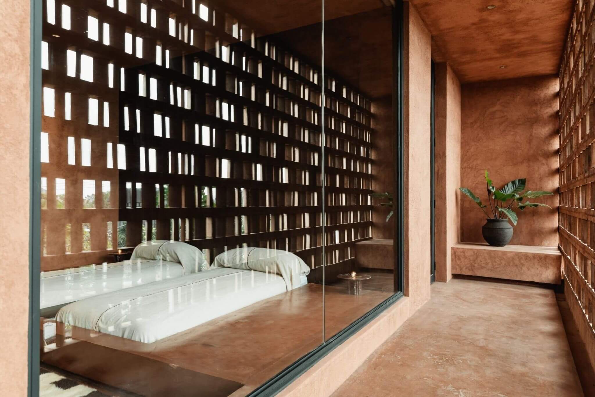Further Hotel — Photo 2